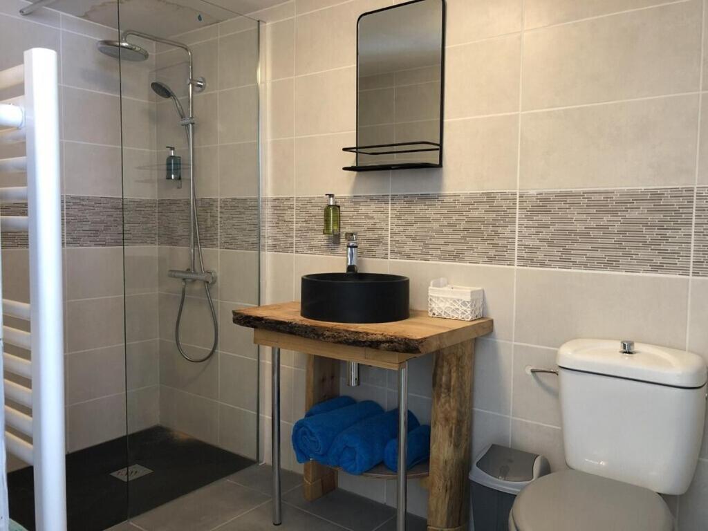 Blacksmiths Apartment In Blanzay - 1 Bed Extérieur photo
